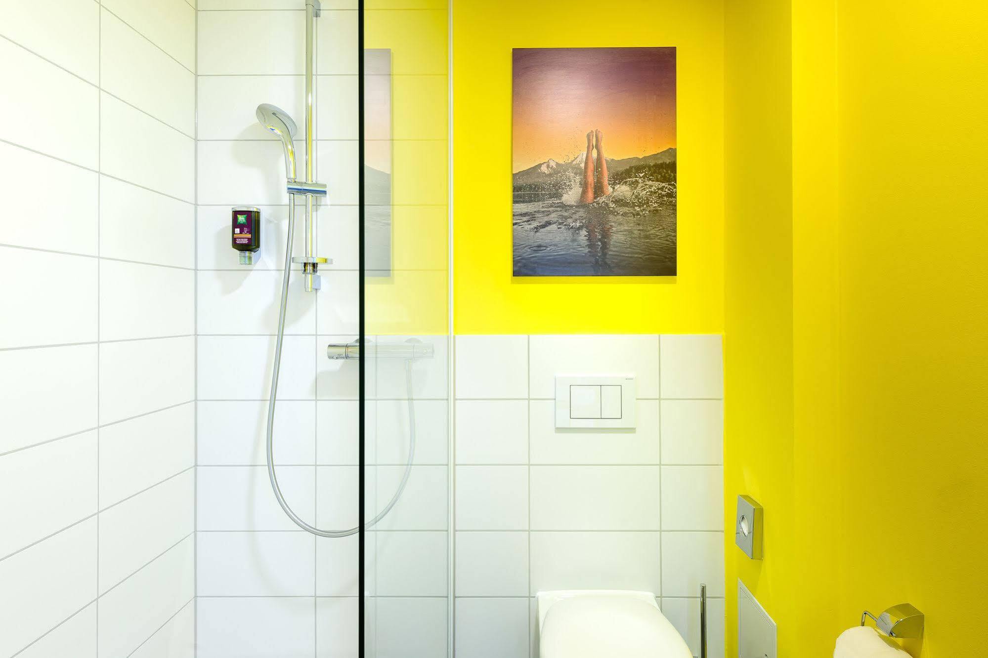 Felix Hotel Kaufbeuren Ngoại thất bức ảnh