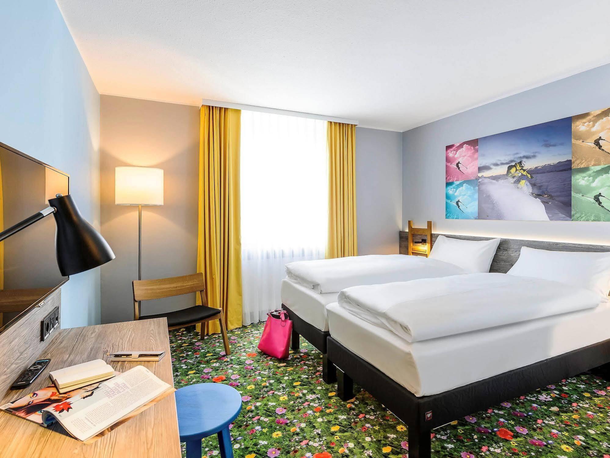 Felix Hotel Kaufbeuren Ngoại thất bức ảnh